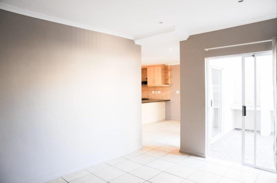 3 Bedroom Property for Sale in Villa Diamante Western Cape
